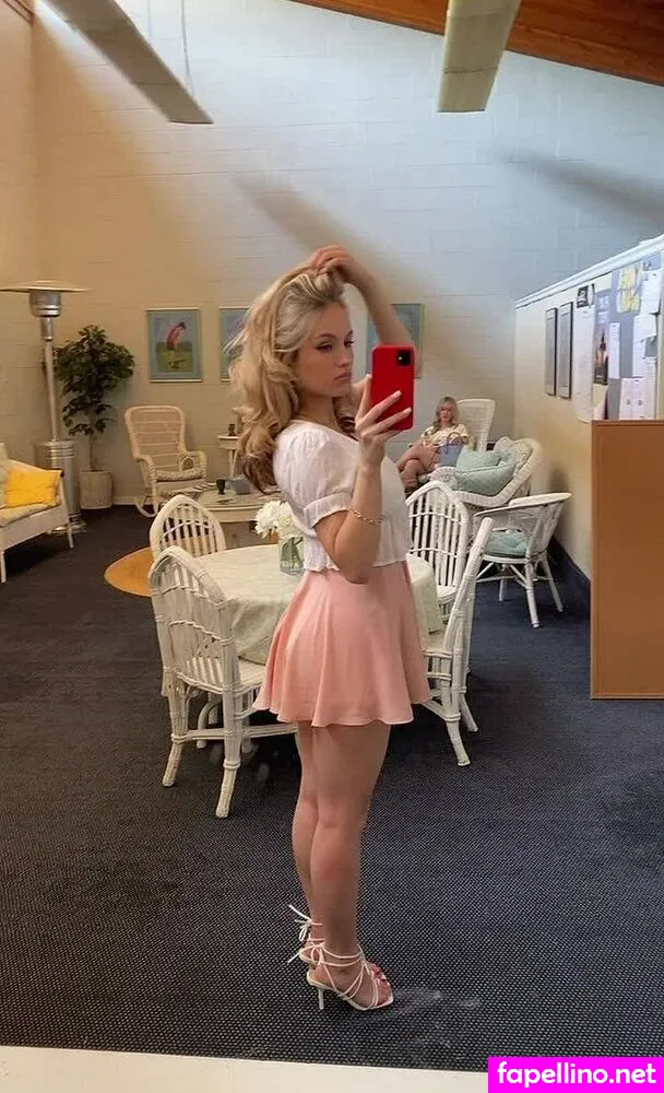 _miahandley, piaamiaaa Nude Leaked OnlyFans Photo #9SEmhz5Eh9