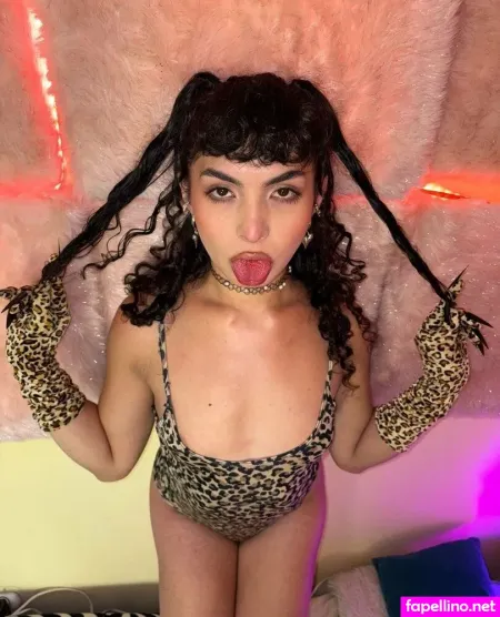 Piafoxxxy OnlyFans Thumbnail #al6TtNg5oO