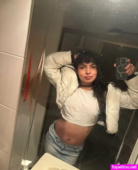 Piafoxxxy OnlyFans Thumbnail #dYJRdQSHKa