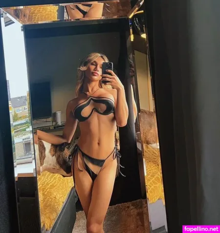 Piapitibotun OnlyFans Thumbnail #A7vkxCS8EE