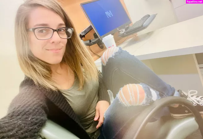 Picklesfree OnlyFans Thumbnail #uZe9EpdgGU