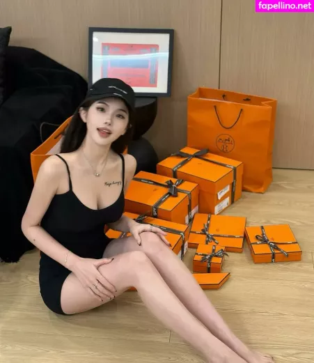 Pickrui OnlyFans Thumbnail #P6Eyy5UhDl