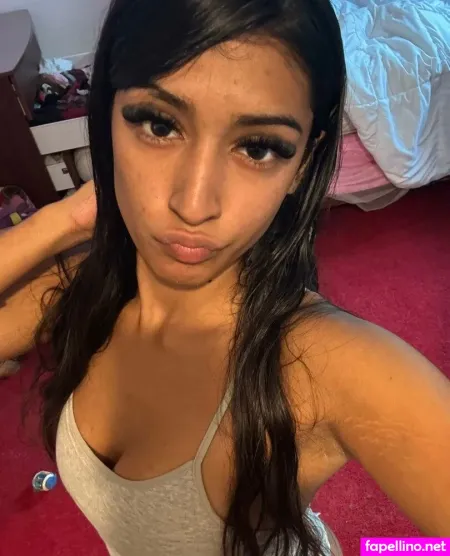 Pickynprissy OnlyFans Thumbnail #Ur3oc6l2pU