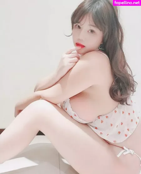 Picweiwei OnlyFans Thumbnail #YM4xakPmNf