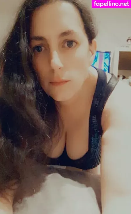 Piella Bakewell OnlyFans Thumbnail #j9AKo5odDo