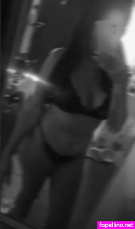 Pielmorena1506 OnlyFans Thumbnail #R2Ly9HyTtw