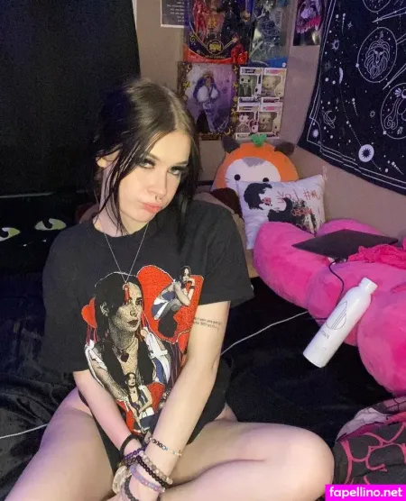 Piercedupvamp OnlyFans Thumbnail #9LB1DvGW3f