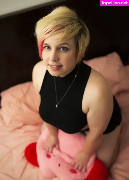 Piggynukka OnlyFans Thumbnail #O6ZZHi3EGK