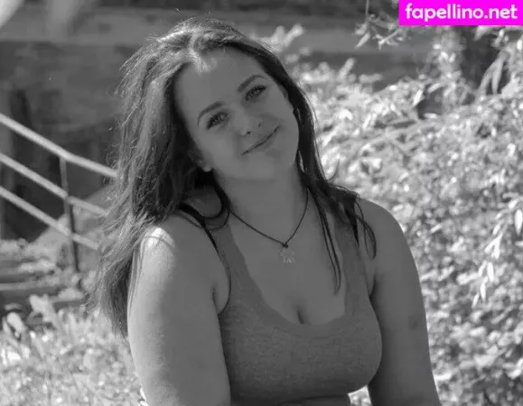 Pika Mikelj OnlyFans Thumbnail #CjzEhNfm4Y