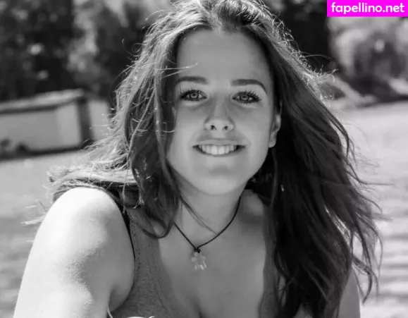 Pika Mikelj OnlyFans Thumbnail #fKVlpNrHL1