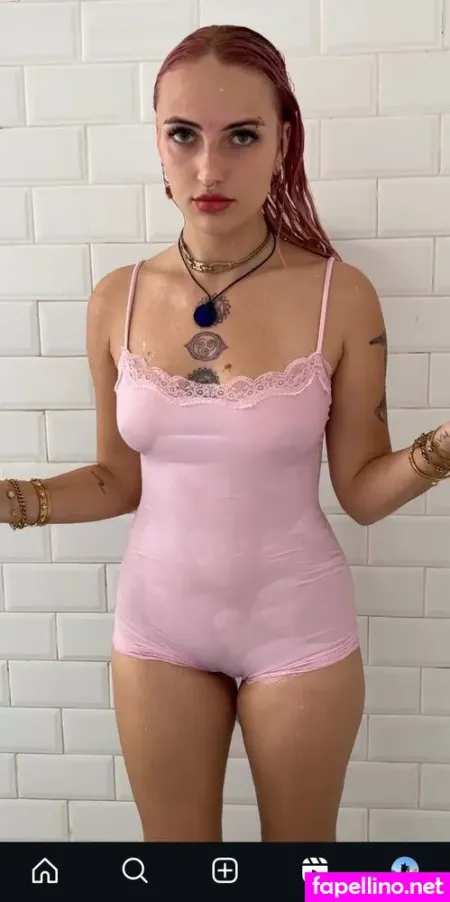 Pikkiundmichelle Travelslvts OnlyFans Thumbnail #RplrdiXUCA