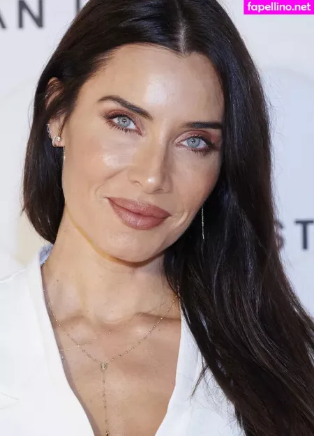 Pilar Rubio OnlyFans Thumbnail #0Z9MhbwKqg