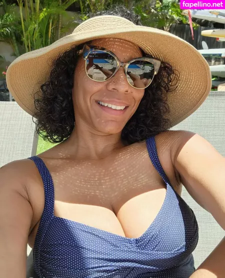 Pineapplemeowmeow OnlyFans Thumbnail #OD19FyJwmV