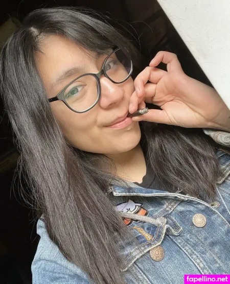 Pineapplepae OnlyFans Thumbnail #kTzoNfSvi1