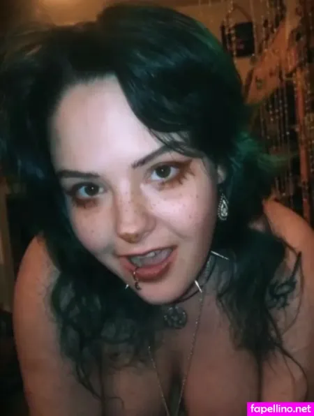 Pinegreentea OnlyFans Thumbnail #5nre6IlxPX