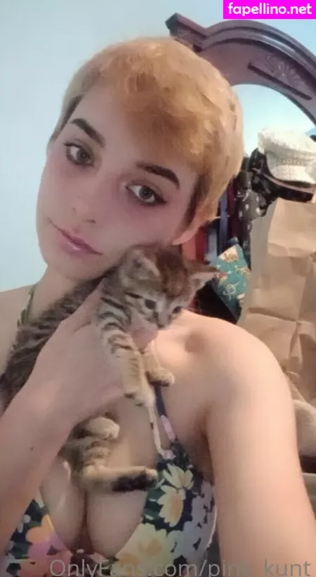 Pink Kunt OnlyFans Thumbnail #MoADaq5PYu