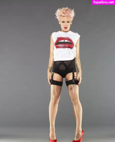 Pink OnlyFans Thumbnail #6YqlnSQCzl