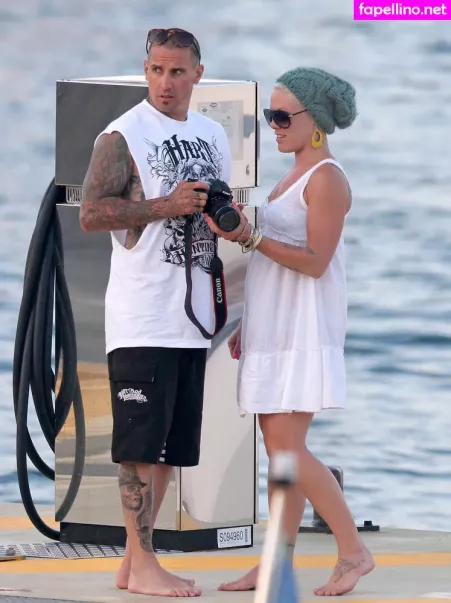 Pink OnlyFans Thumbnail #lpnTWlBEHf