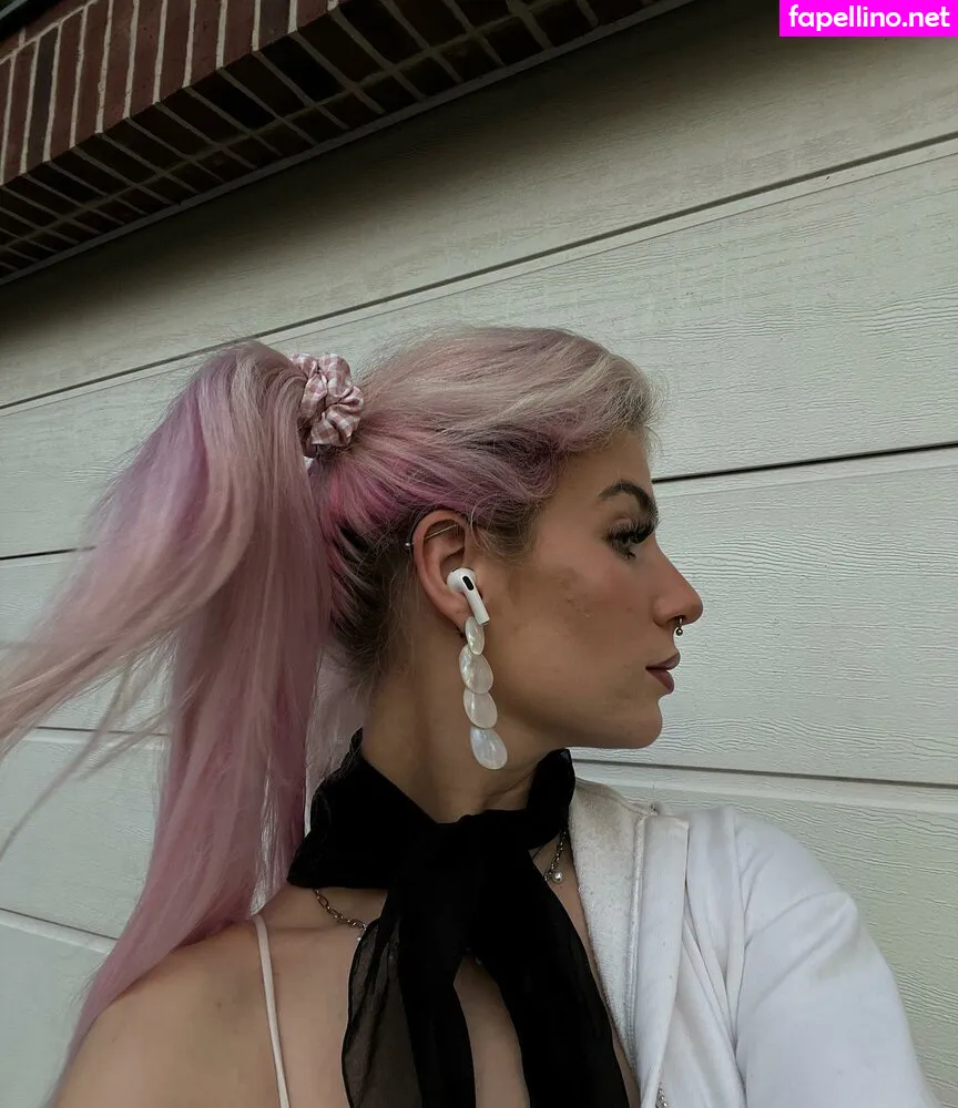 fairykaro, karolinantivist, pinkarosalina Nude Leaked OnlyFans Photo #MlqeQAKpwW