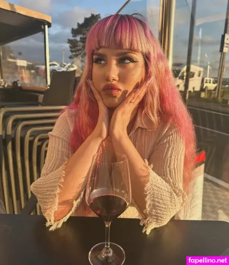 Pinkcharlotte OnlyFans Thumbnail #7l7pNTeIwy