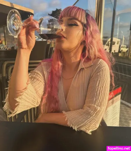 Pinkcharlotte OnlyFans Thumbnail #vsc2VVGUPS