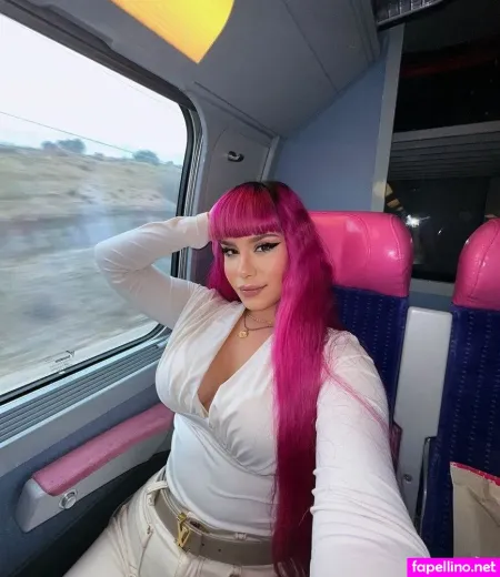 Pinkcharlotte OnlyFans Thumbnail #zYxgedrkLt