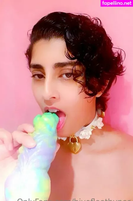 Pinkhivequeen OnlyFans Thumbnail #7m7Kh4l728