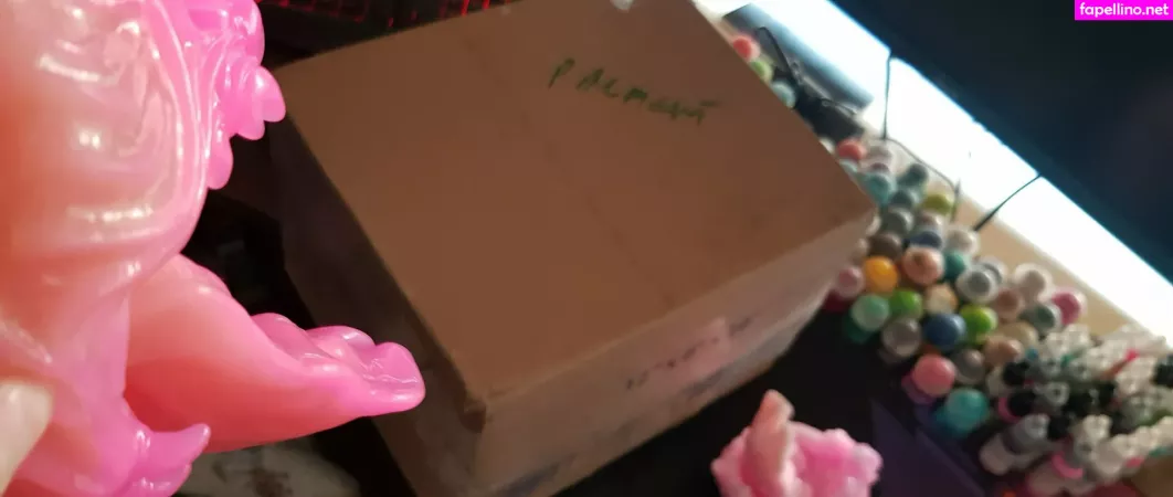 Pinkhivequeen OnlyFans Thumbnail #9KGvf9oqjV