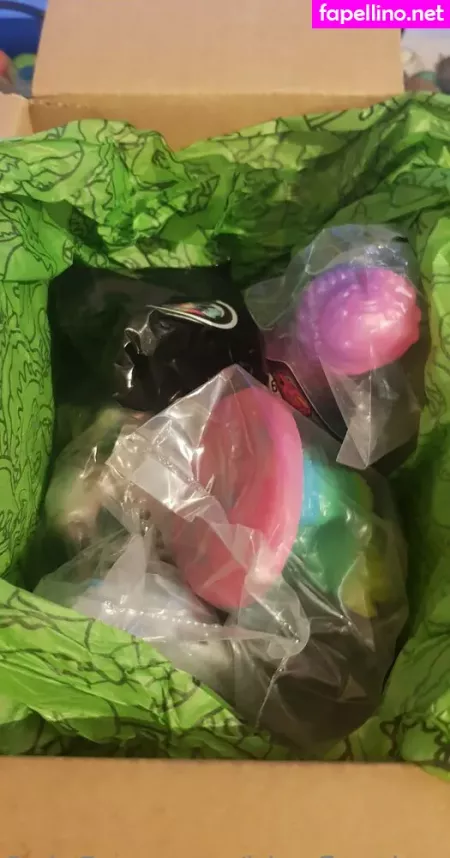 Pinkhivequeen OnlyFans Thumbnail #a5Dj822k0e