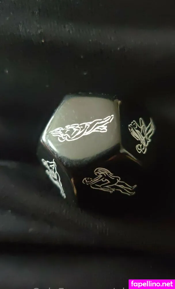 pinkhoedk, pinkk_karrueche Nude Leaked OnlyFans Photo #0QcTOntIPr