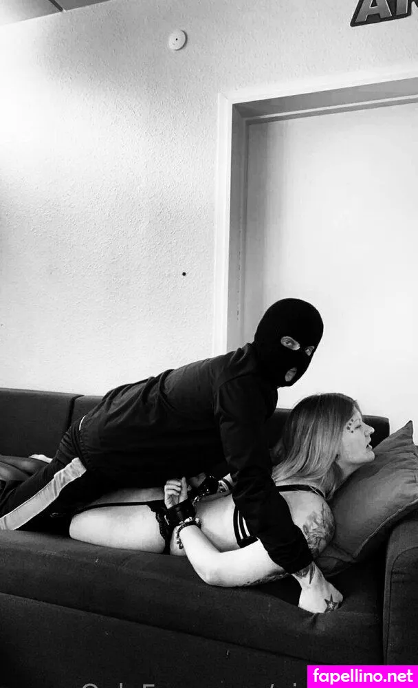 pinkhoedk, pinkk_karrueche Nude Leaked OnlyFans Photo #6vVlGABTaf