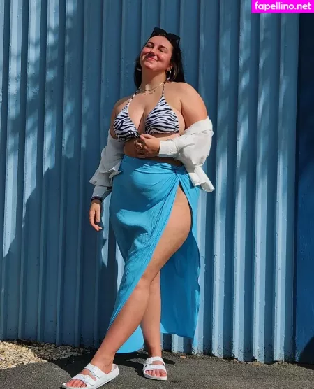 Pinklux1 OnlyFans Thumbnail #Yjj8Tya3Zm