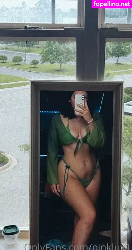 Pinklux1 OnlyFans Thumbnail #eY8cz7cH5I