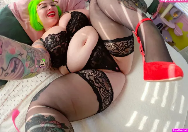 Pinkmaggit 3 OnlyFans Thumbnail #D2HC8tuhf1