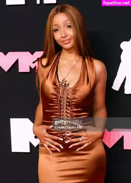 Pinkpantheress OnlyFans Thumbnail #z12y9uFSJ4