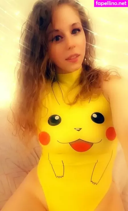 Pinkpineapple63 OnlyFans Thumbnail #OnUGF1m5fY