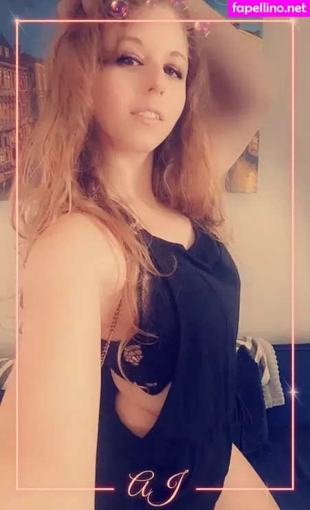 Pinkpineapple63 OnlyFans Thumbnail #SN1RlsmEjp