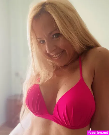 Pinkrose821 OnlyFans Thumbnail #ZYyikvRIpY