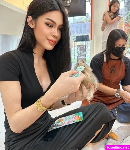 Pinky Sorayut OnlyFans Thumbnail #EHo2hPPxXA