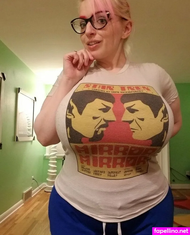 pinkys_toes, pinkytoepaper Nude Leaked OnlyFans Photo #ZjPy0R9AeG