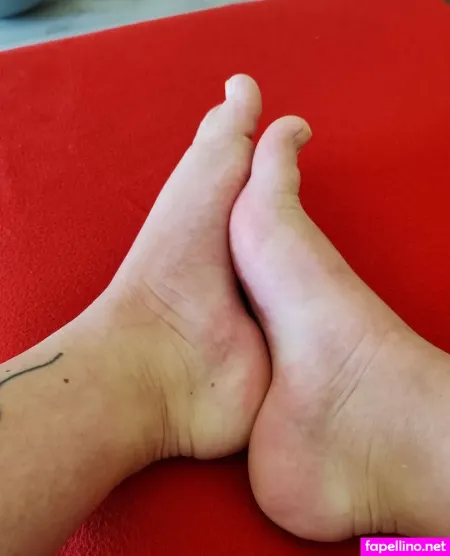 Pinkyfeet23 OnlyFans Thumbnail #5Tg8JUIG1R