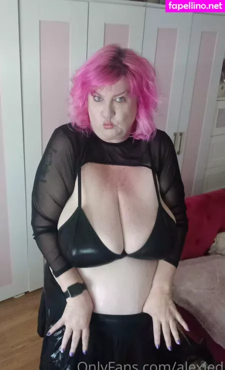 Pinkywinky22 OnlyFans Thumbnail #jiWH5qFqLb
