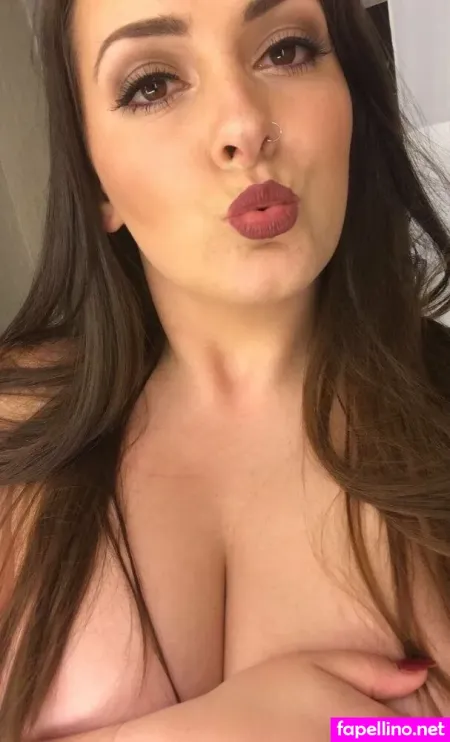 Pinot Princess OnlyFans Thumbnail #DYsU1kEKrE