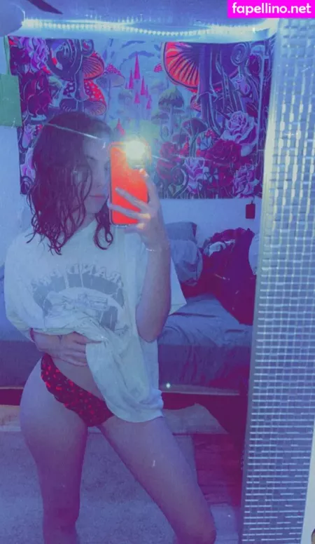 Pintsizejenna OnlyFans Thumbnail #ygzqZA7lOR