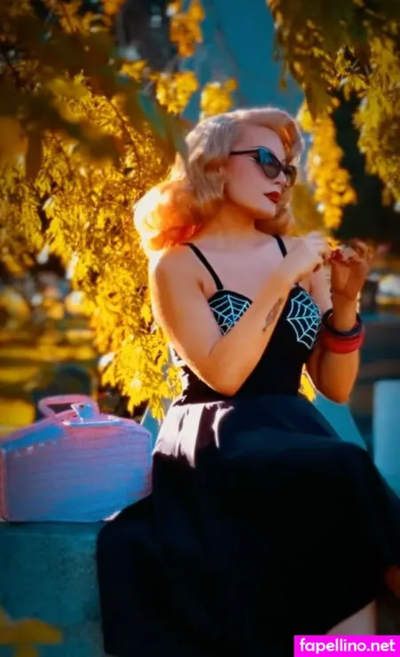 Pinup Palmer Main Profile Photo