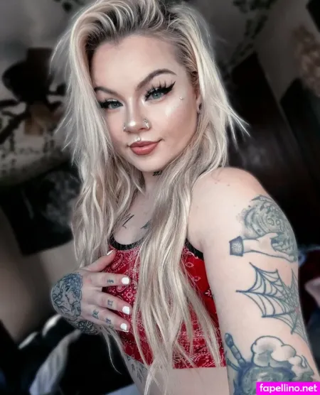 Pinupbarbie222 Main Profile Photo