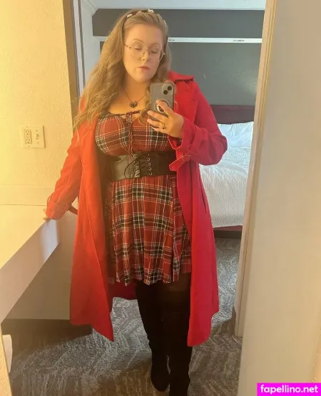 Piper Niven OnlyFans Thumbnail #YBD8CaglNF