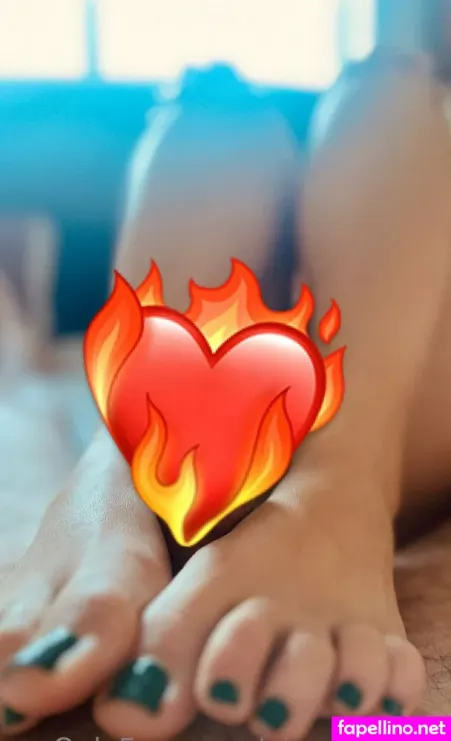 Piperrosefree Feet OnlyFans Thumbnail #ttlFOVjQn4