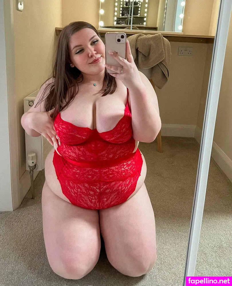 pip.halligan, piphalligan, piphalliganfree, princessglxtter Nude Leaked OnlyFans Photo #U2KeN5K10T