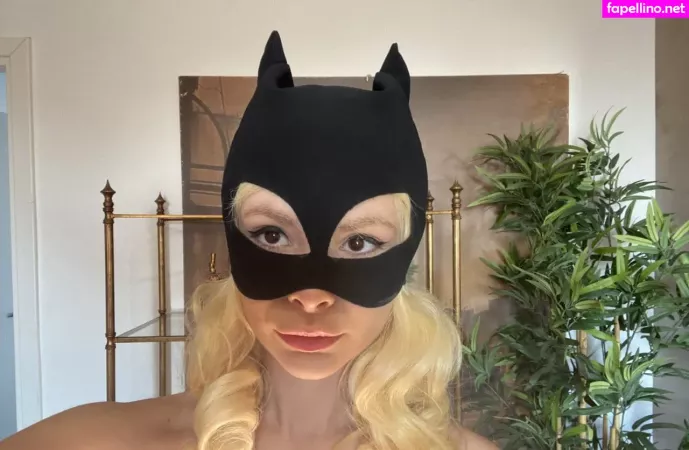 Pisica OnlyFans Thumbnail #9bZTxm29tw